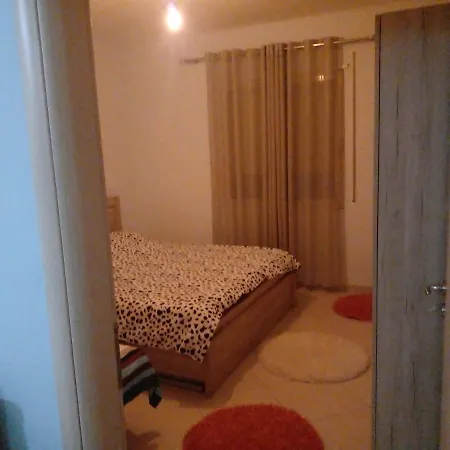 Lungomare Apartament *